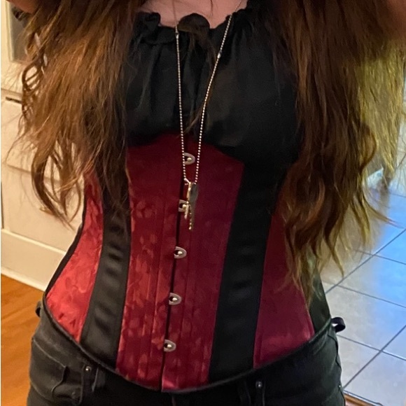 Hearts Delight Corset - Picture 3 of 10